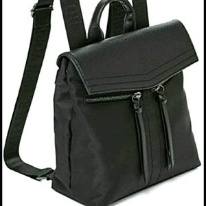 black backpack (NEW)